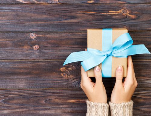 Offbeat Gifts To Touch Her Heart